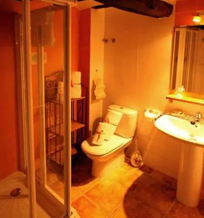 Hotel Rural La Aldea Encantada 3*